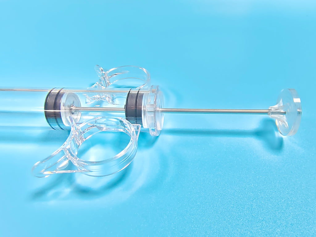 Silicone Syringe with Smooth Plunger Action Easy Handling for Medical Use